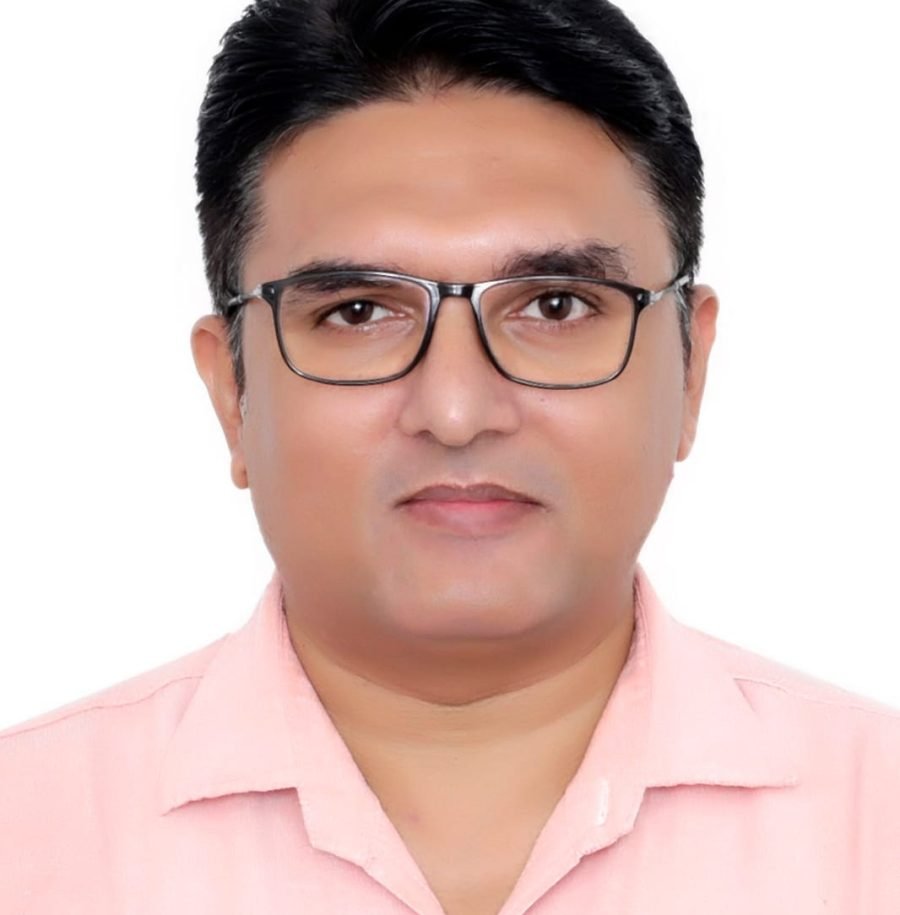 8. MANOJ SIR (RAYSAN)